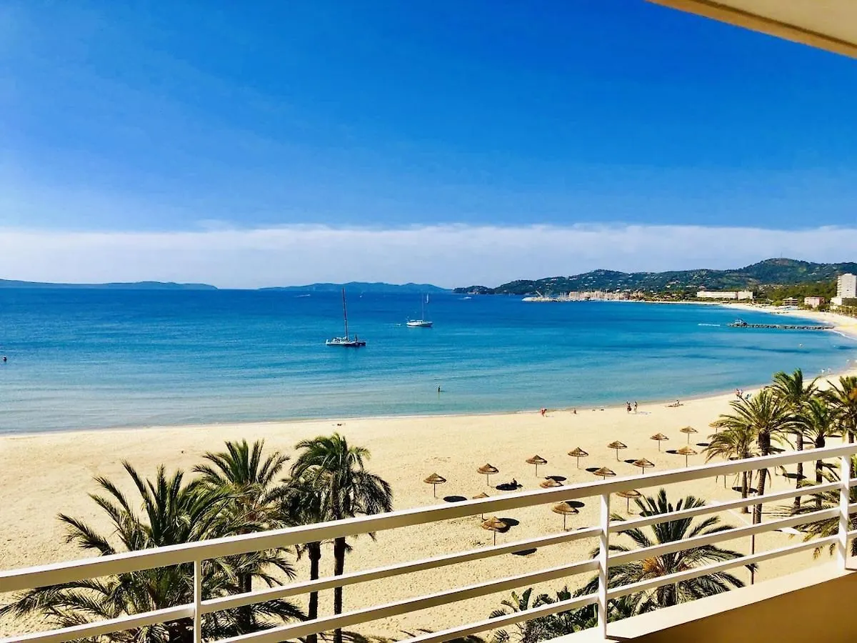 T3 Front De Mer Dernier Etage Vue Mer Petit Havre De Paix Pour Vos Vacances Emplacement Unique Vue Mer Panoramique A 180 Degres Pour Ce T3 En Face De La Plage Front De Mer Vue Sur Les Iles 5 Et Dernier Etage Avec Ascenseur 르 라방두